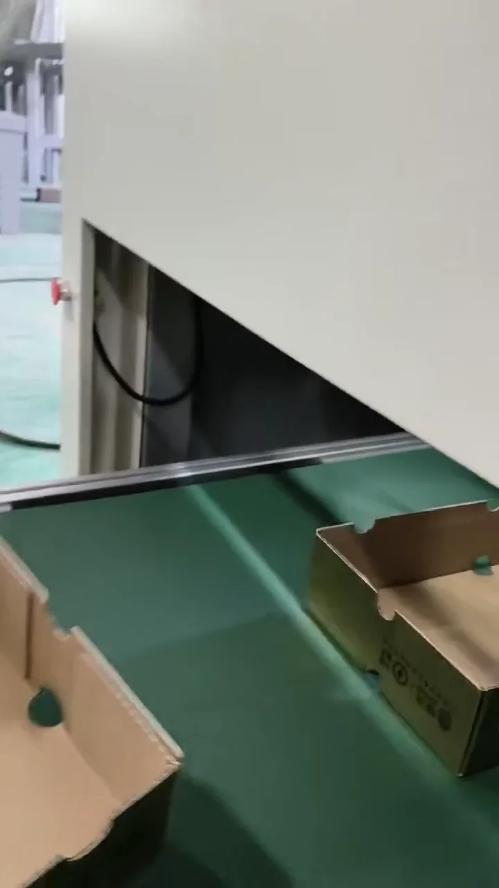 Image d'une vidéo de boîtes de cerises en carton ondulé formées automatiquement